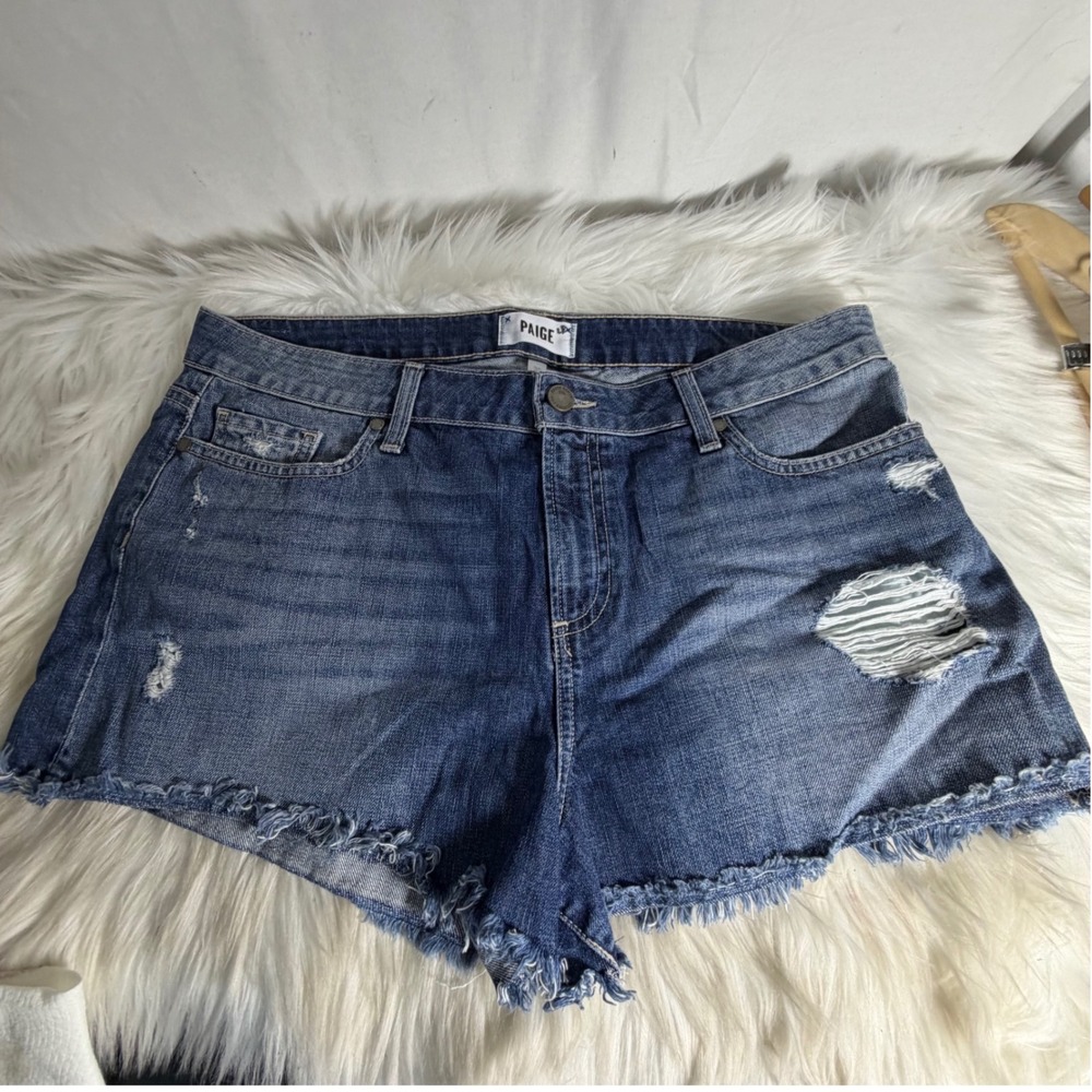 PAIGE Daryn Short Blue Distressed Raw Hem Denim Jean Shorts Size 32